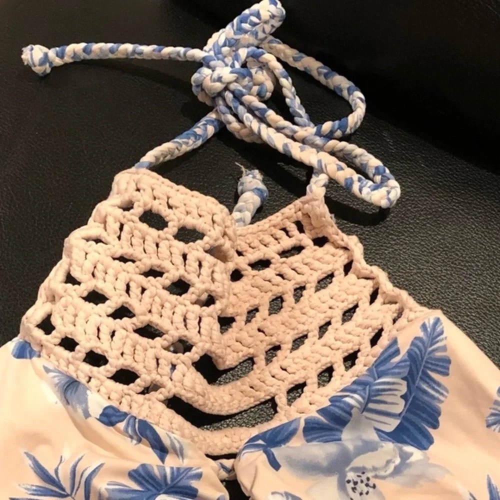 FRANKIES BIKINIS CROCHET MIMI HAWAIIAN BLUSH TROPICAL PINK BLUE FLORAL TOP S